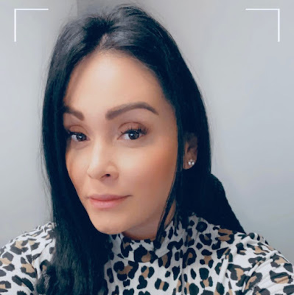 Meet your Posher, Arianna